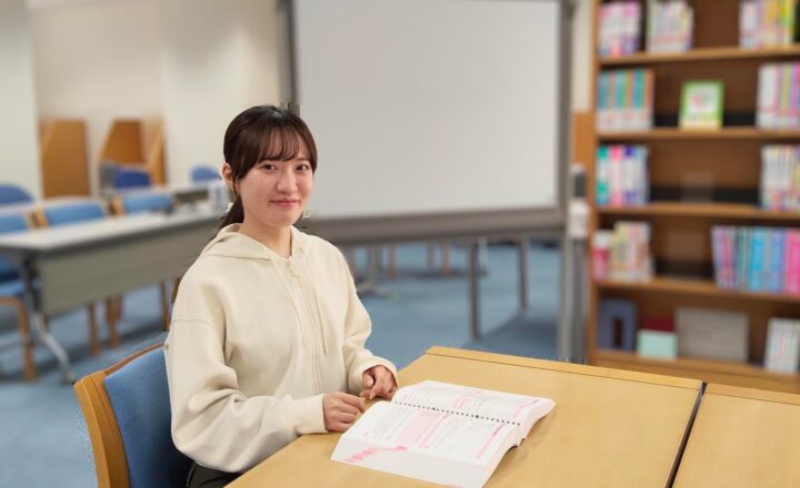 自分らしい看護への道を見つけるため、国立看護大学校で学ぶ